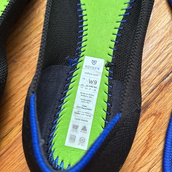 Rothy’s The Point in Black Solid - Picture 7 of 7